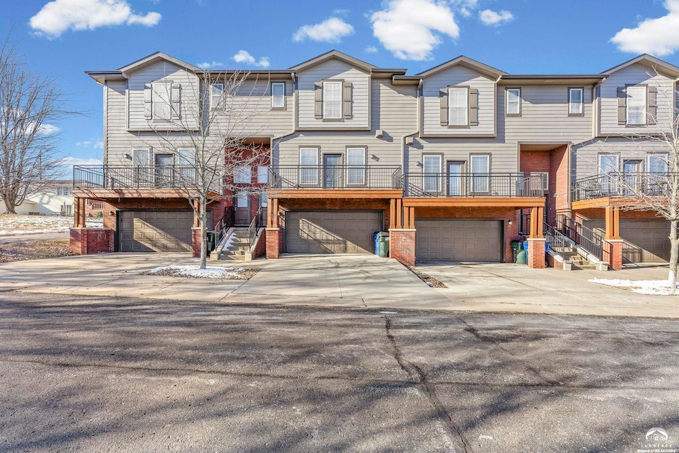 5245 Overland Dr unit C12, Lawrence, KS 66049 - photo 1