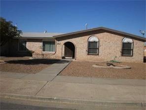 1847 Jack Nicklaus Dr, El Paso, TX 79935 - photo 1