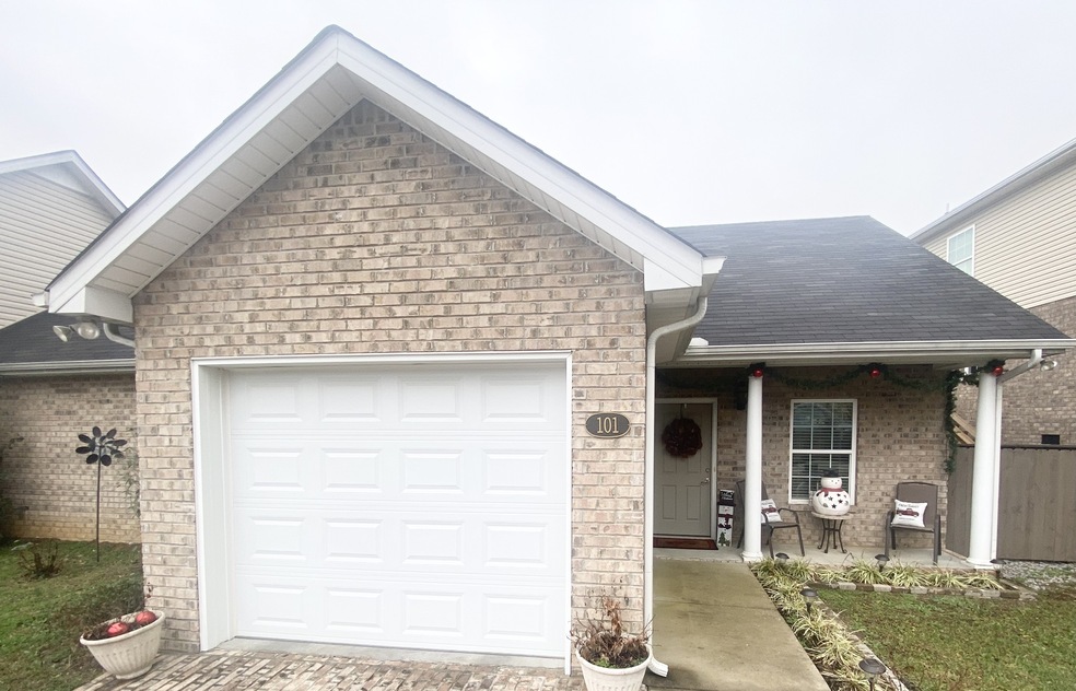 1605 S Cannon Blvd unit 101, Shelbyville, TN 37160 - photo 1