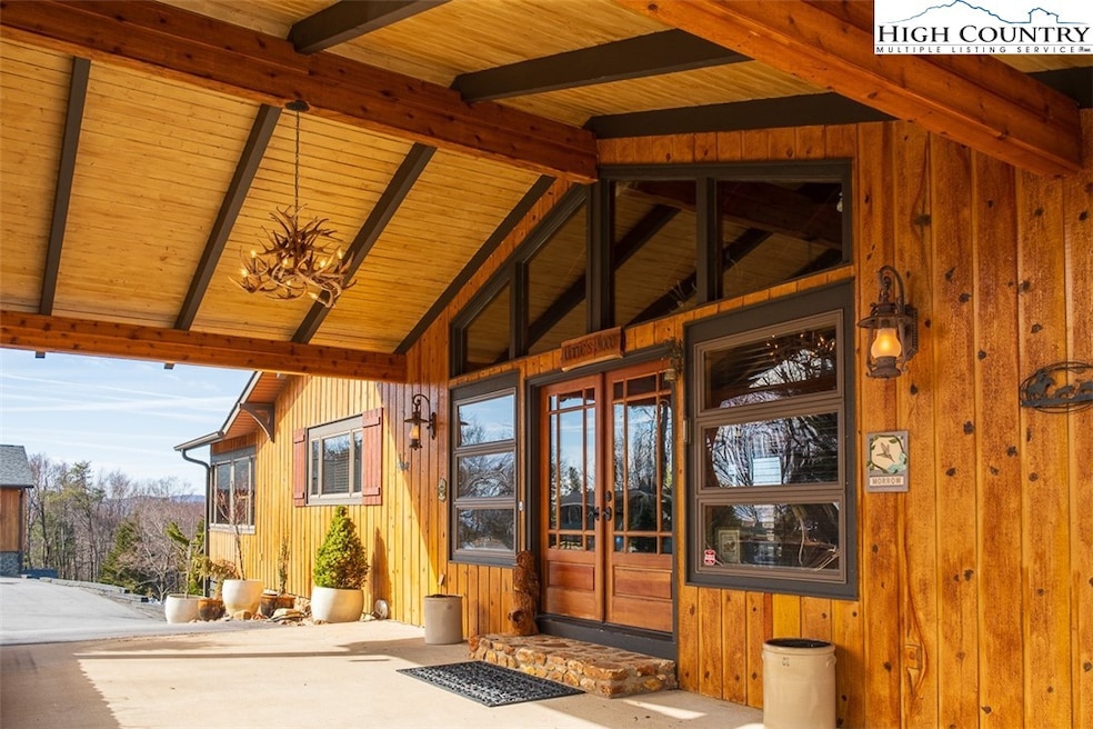 For Sale $1,285,000