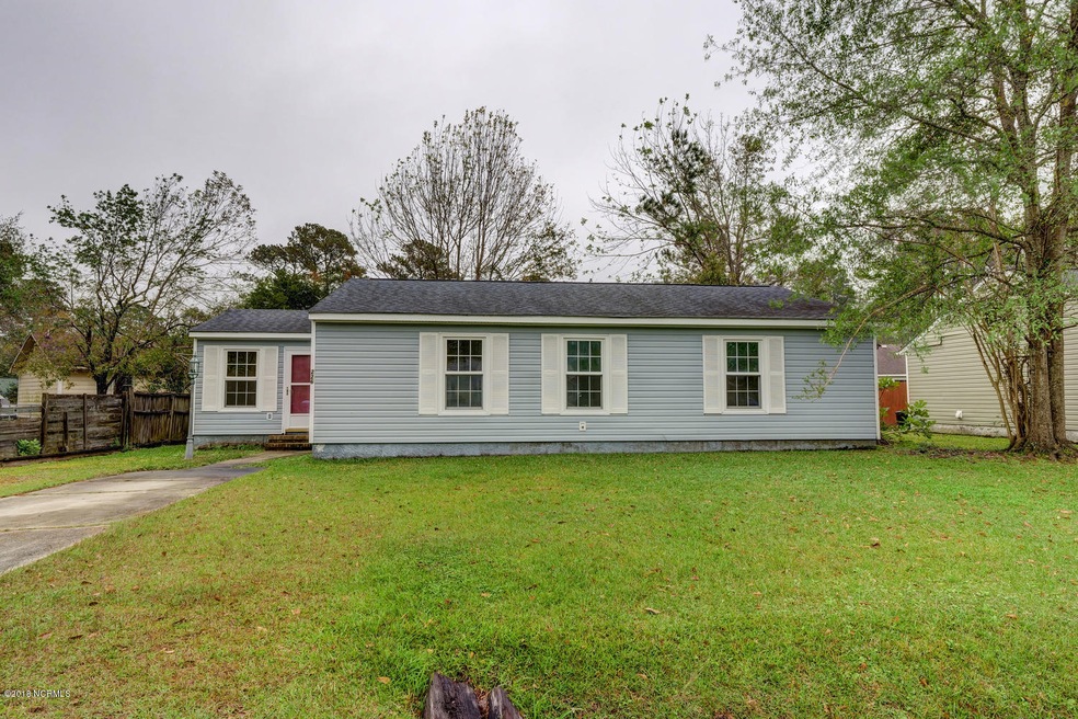 226 Lakewood Dr, Jacksonville, NC 28546 - photo 1