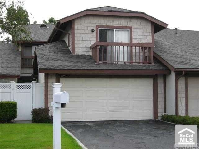 Note the long,driveway, a real plus, since there i