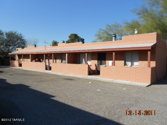 2519 N Geronimo Ave, Tucson, AZ 85705 - photo 1