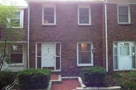637 Simbury Front