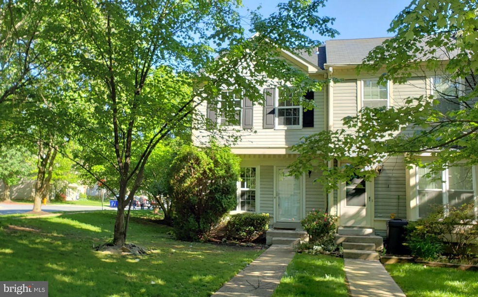 9601 Lambeth Ct, Columbia, MD 21046 - photo 1