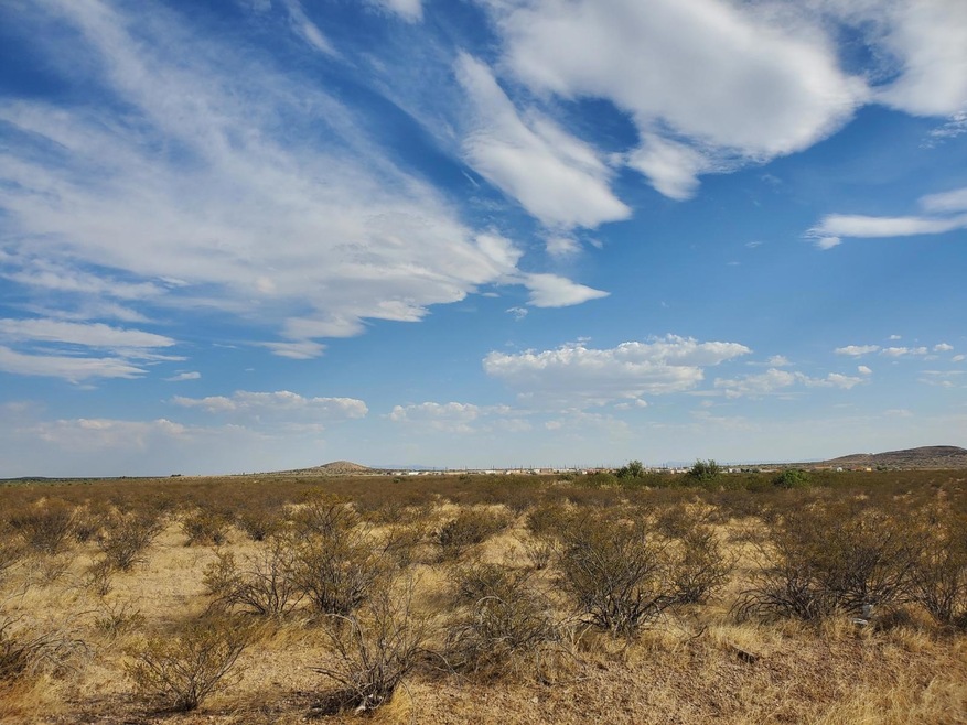 000 Sandusky Cir, Horizon City, TX 79928 - photo 1