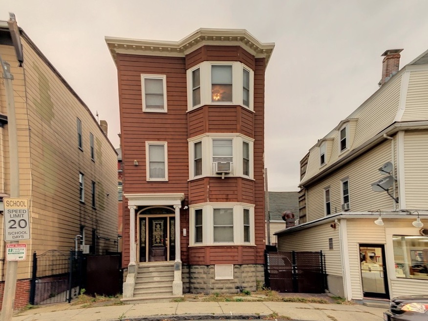 468 Saratoga St, Boston, MA 02128 - photo 1