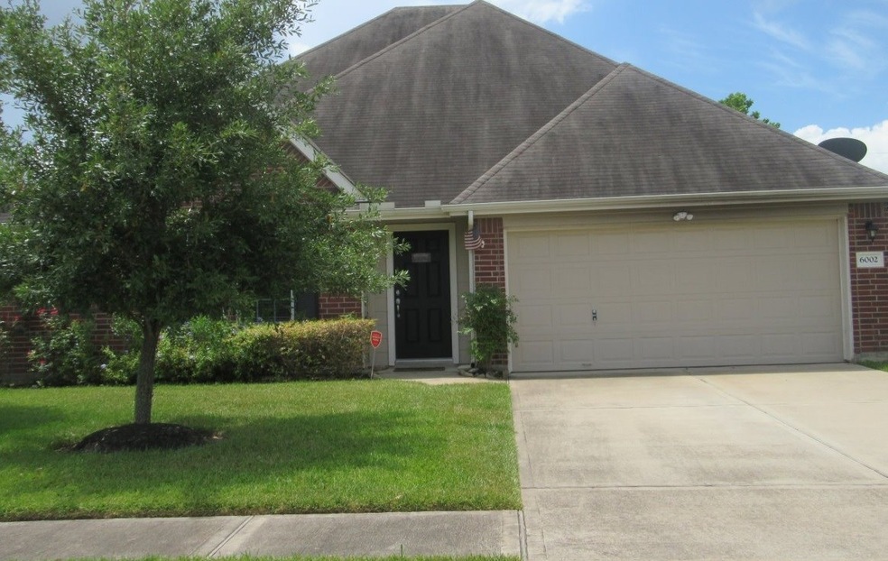Nice 4-bedroom, 2-bath home in a quiet neighborhood in the heart of Pearland.