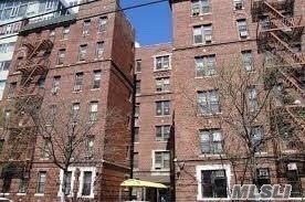 136-39 41st Ave unit 2H, Flushing, NY 11355 - photo 1