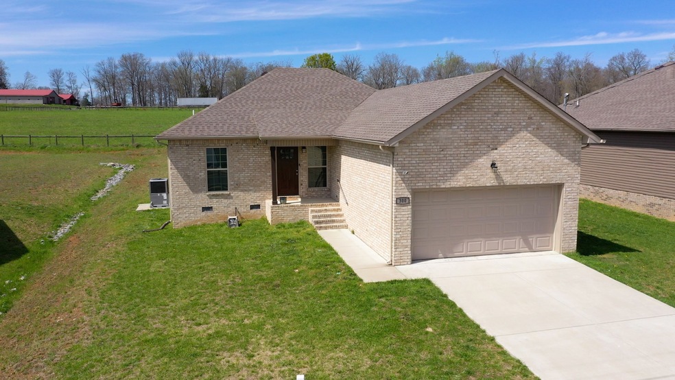 300 Rose Ln, Shelbyville, TN 37160 - photo 1