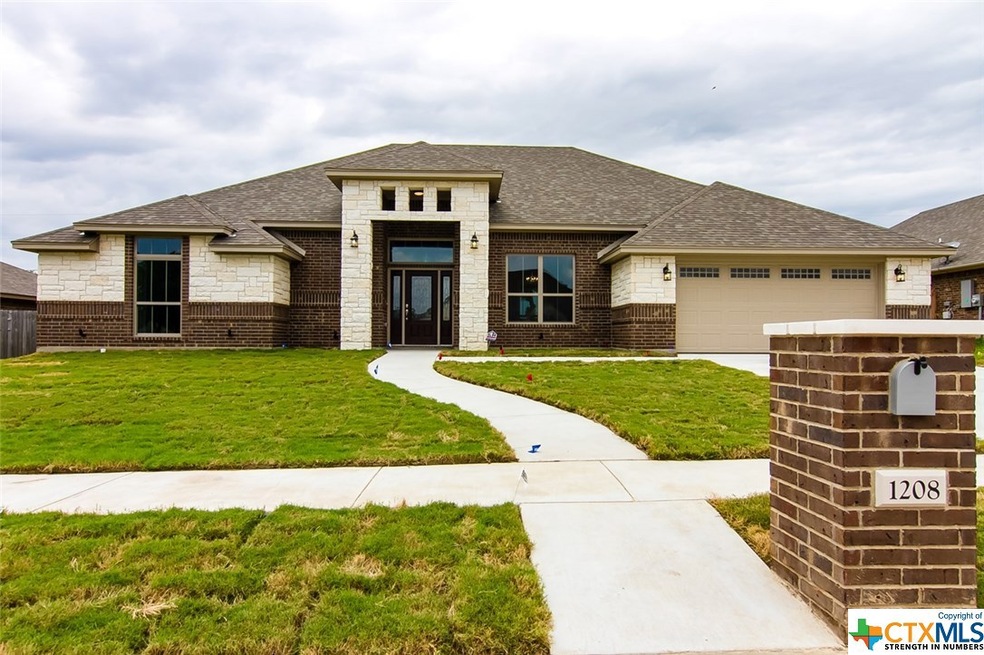 1208 Nathan Ln, Copperas Cove, TX 76522 - photo 1