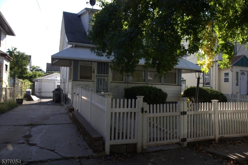 256-258 Weequahic Ave, Newark, NJ 07112 - photo 1