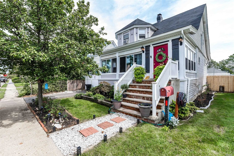 41 Nassau Ave, Freeport, NY 11520 - photo 1