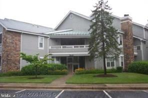 13081 Autumn Woods Way unit 101, Fairfax, VA 22033 - photo 1