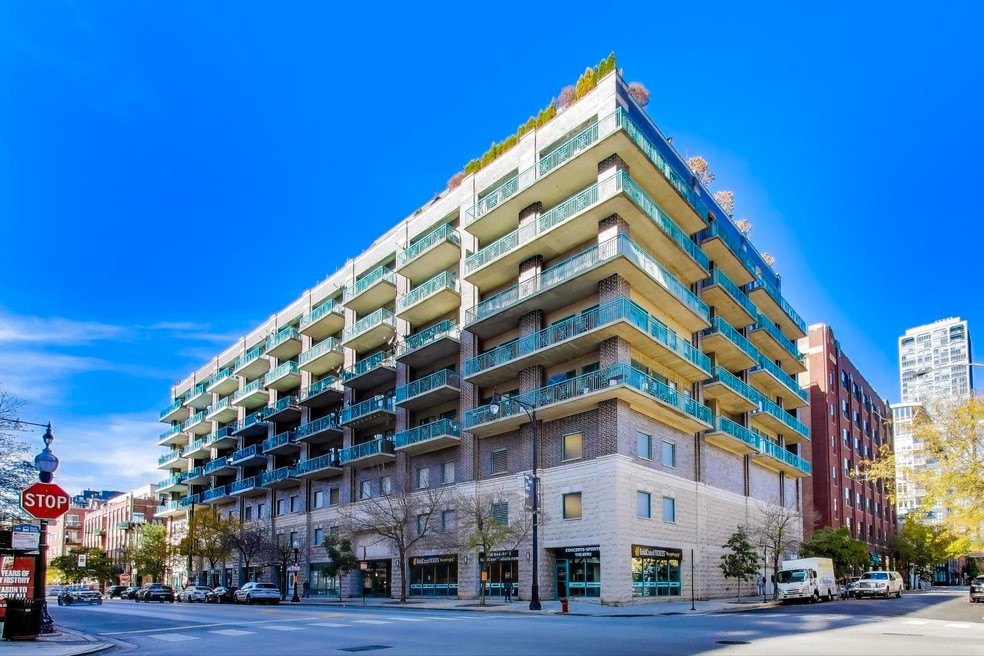 910 W Madison St unit 409, Chicago, IL 60607 - photo 1