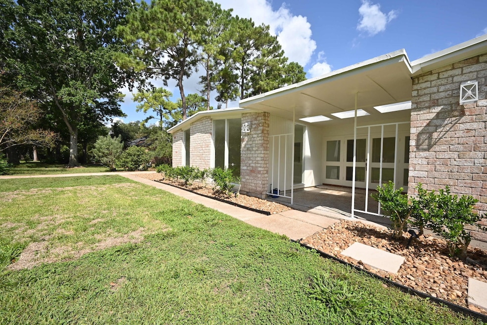 14420 Westway Ln, Houston, TX 77077 - photo 1