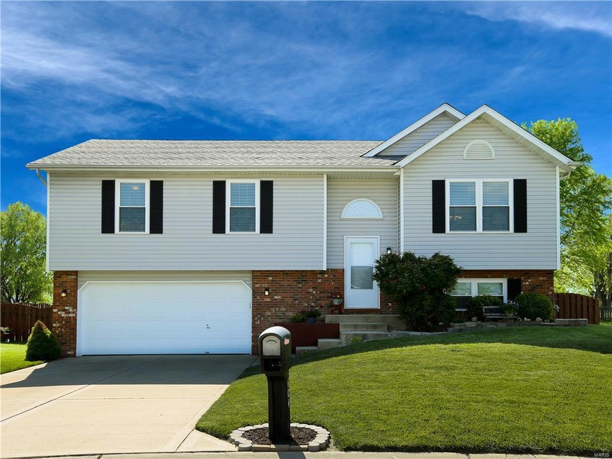 604 Copper Line Rd, Maryville, IL 62062 - photo 1