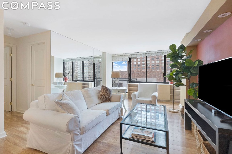 Sold $1,480,000 • Co-Listing Agent