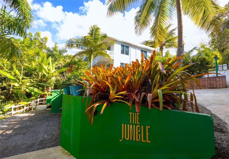 For Sale $1,995,000 • Co-Listing Agent