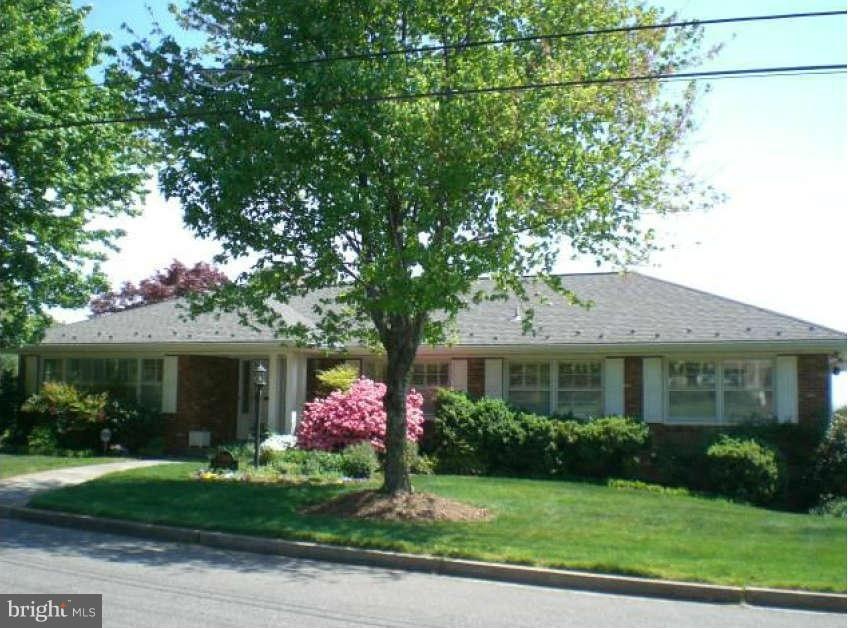 7309 Park Terrace Dr, Alexandria, VA 22307 - photo 1