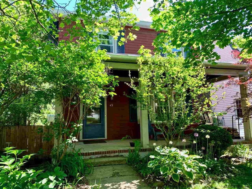 43 Peyster St, Albany, NY 12208 - photo 1