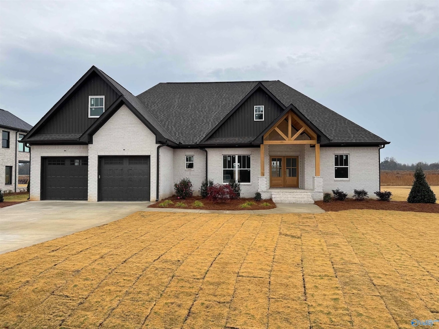 195 Caldwell Trail, Gadsden, AL 35901 - photo 1