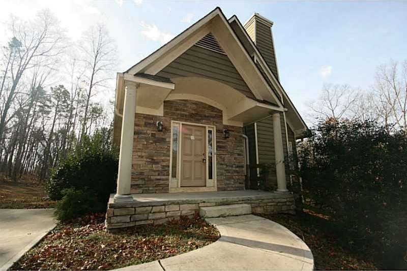 Exterior Front.