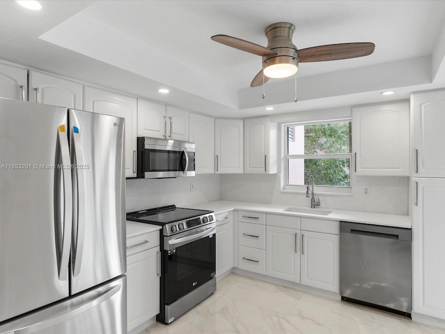 200 NE 12th Ave unit 7C, Hallandale Beach, FL 33009 - photo 1