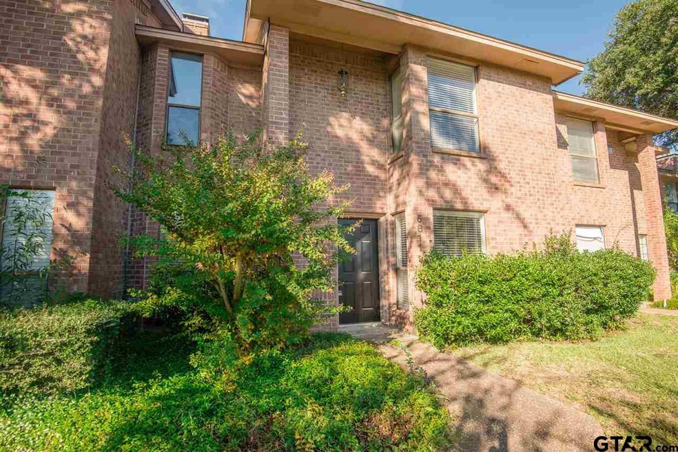 5811 5811 Hollytree, Tyler, TX 75703 - photo 1