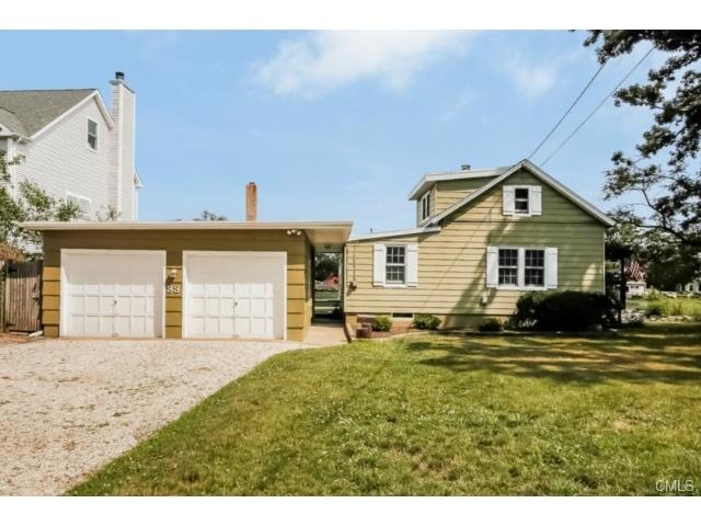 33 Naromake Ave, Norwalk, CT 06854 - photo 1