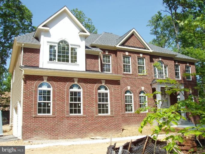 9120 Ridgely Dr, Lorton, VA 22079 - photo 1