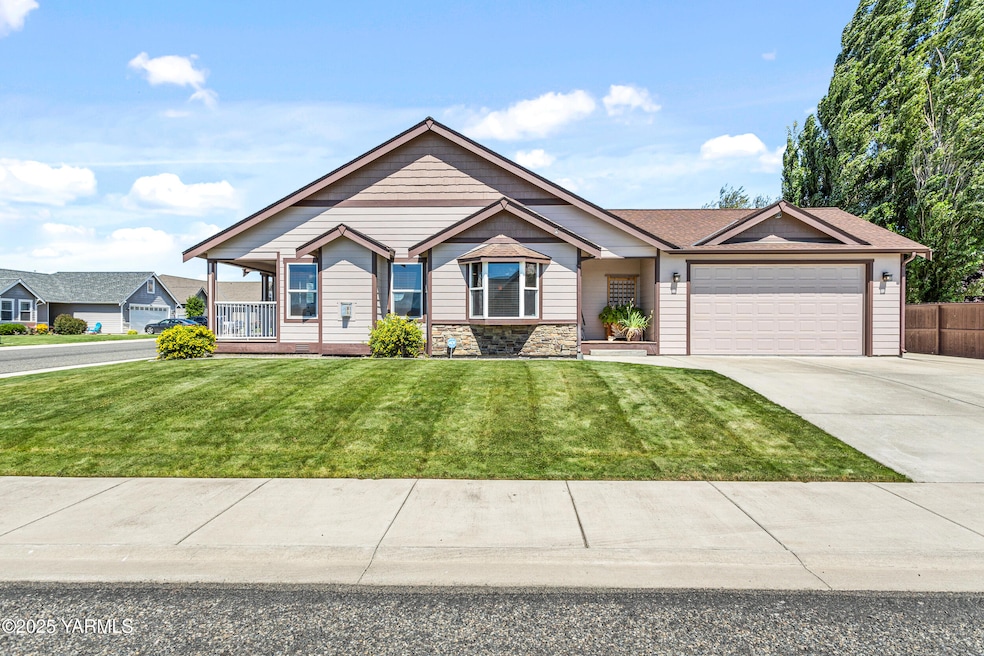 Under Contract $500,000