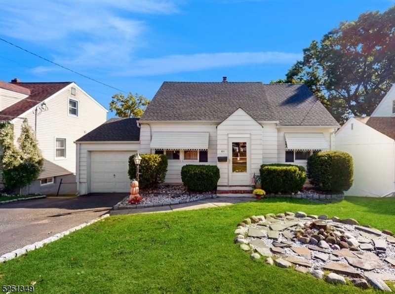 411 Mount Prospect Ave, Clifton, NJ 07012 - photo 1