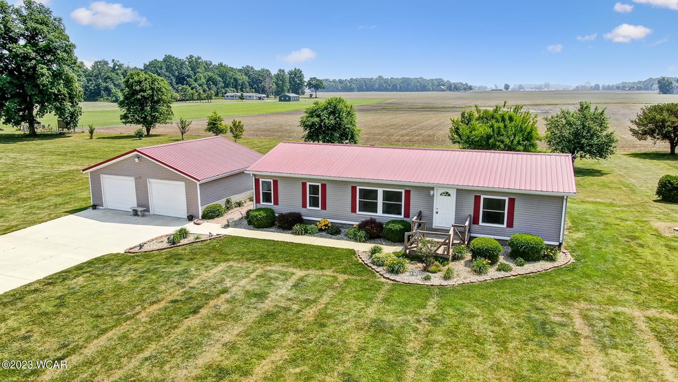 10754 Ashburn Rd, Wapakoneta, OH 45895 - photo 1