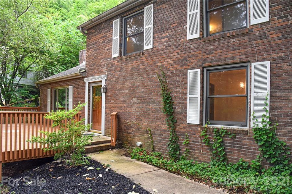 15 Elmwood Ln, Asheville, NC 28803 - photo 1