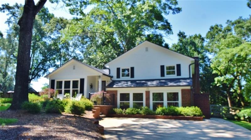 2766 Quillians Dr, Gainesville, GA 30506 - photo 1