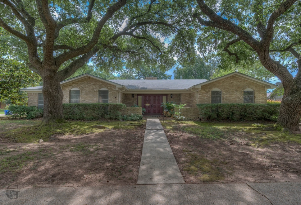 Sold • Co-Listing Agent