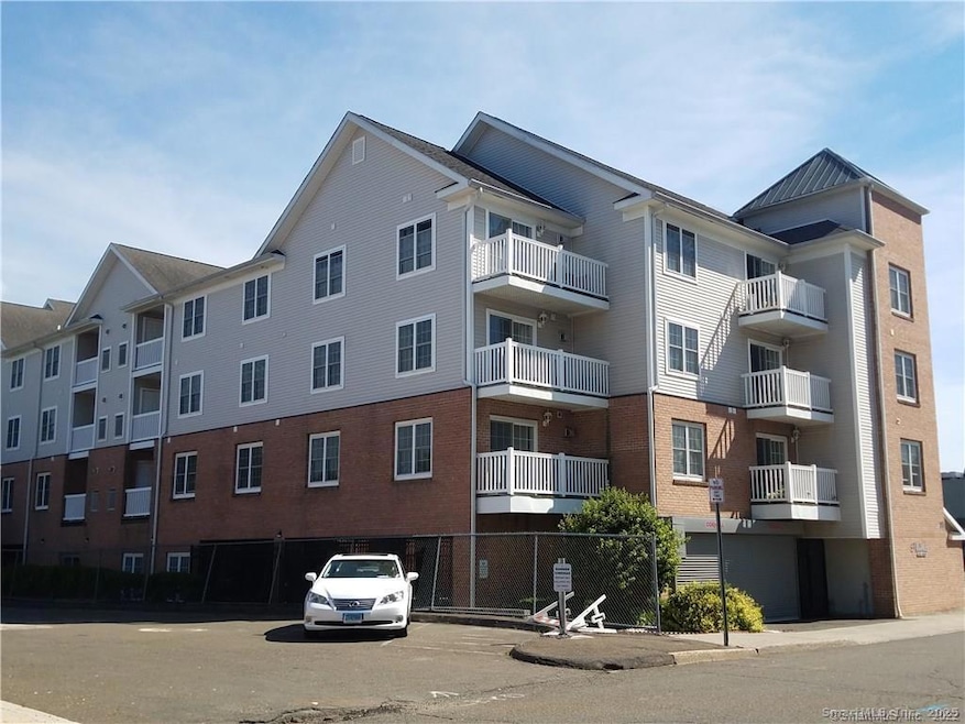 19 Isaacs St unit 406, Norwalk, CT 06850 - photo 1