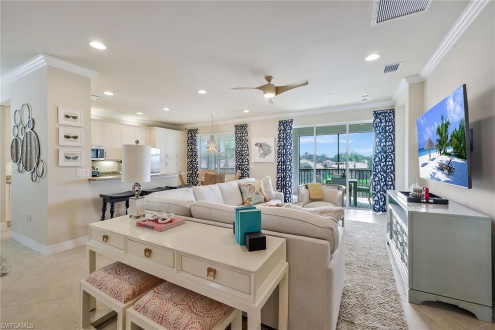 Living Room & Kitchen