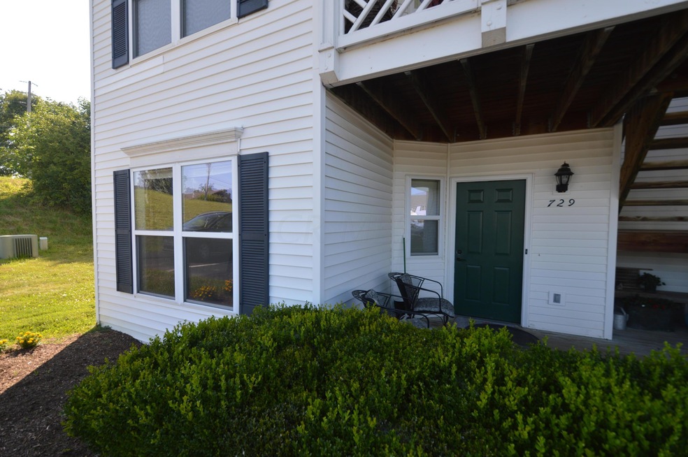 729 Millcrest Dr unit 729C, Marysville, OH 43040 - photo 1