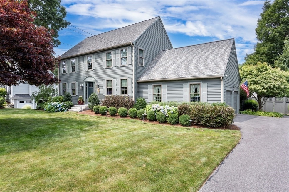 6 King Philip Rd, Franklin, MA 02038 - photo 1