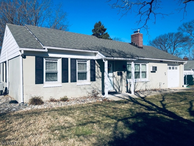 21 Oswego Ave, Middlesex, NJ 08846 - photo 1