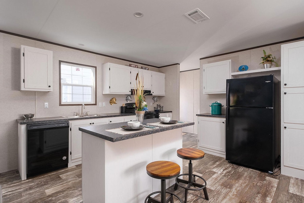 175 N Michigan Ave unit 191, Coldwater, MI 49036 - photo 1