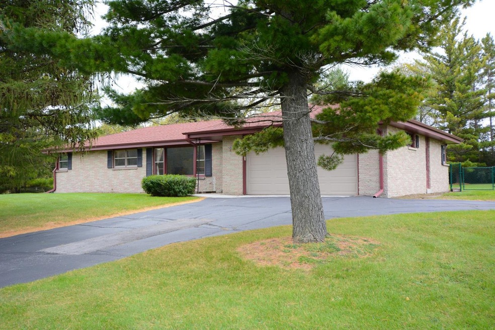 Split Ranch on Acre Lot
