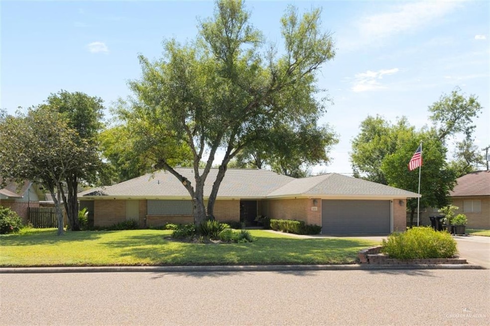 1105 W 3rd St, Weslaco, TX 78596 - photo 1