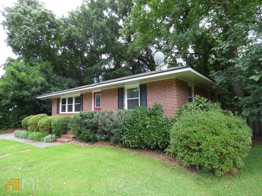 140 Edwards Cir, Athens, GA 30606 - photo 1