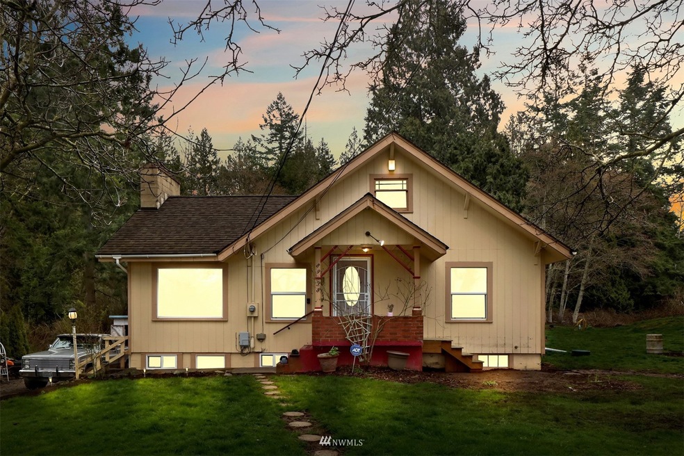 8958 Blaine Rd, Blaine, WA 98230 - photo 1