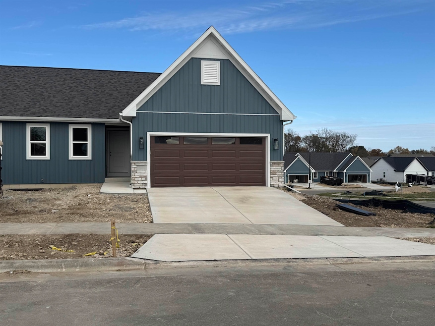 400 Orchid Ave, Stoughton, WI 53589 - photo 1