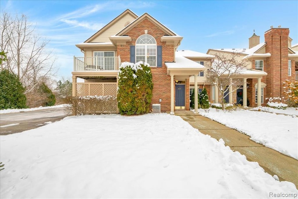 3695 Oakmonte Blvd, Rochester, MI 48306 - photo 1