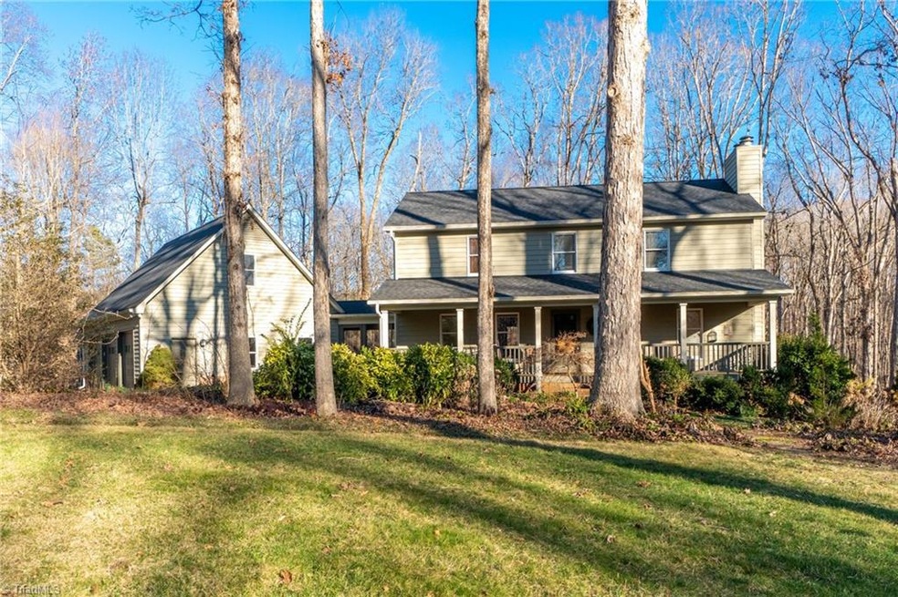 6323 Sable Ln, Greensboro, NC 27406 - photo 1